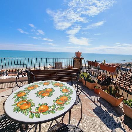 B&B La Torretta Sul Borgo Grottammare Bagian luar foto