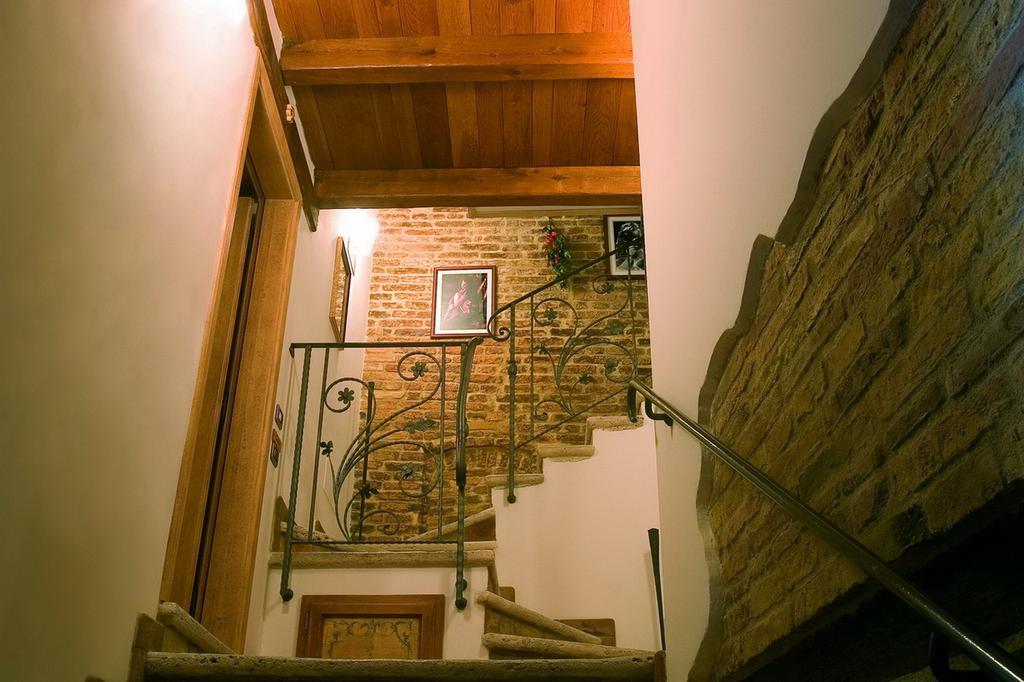 B&B La Torretta Sul Borgo Grottammare Bagian luar foto